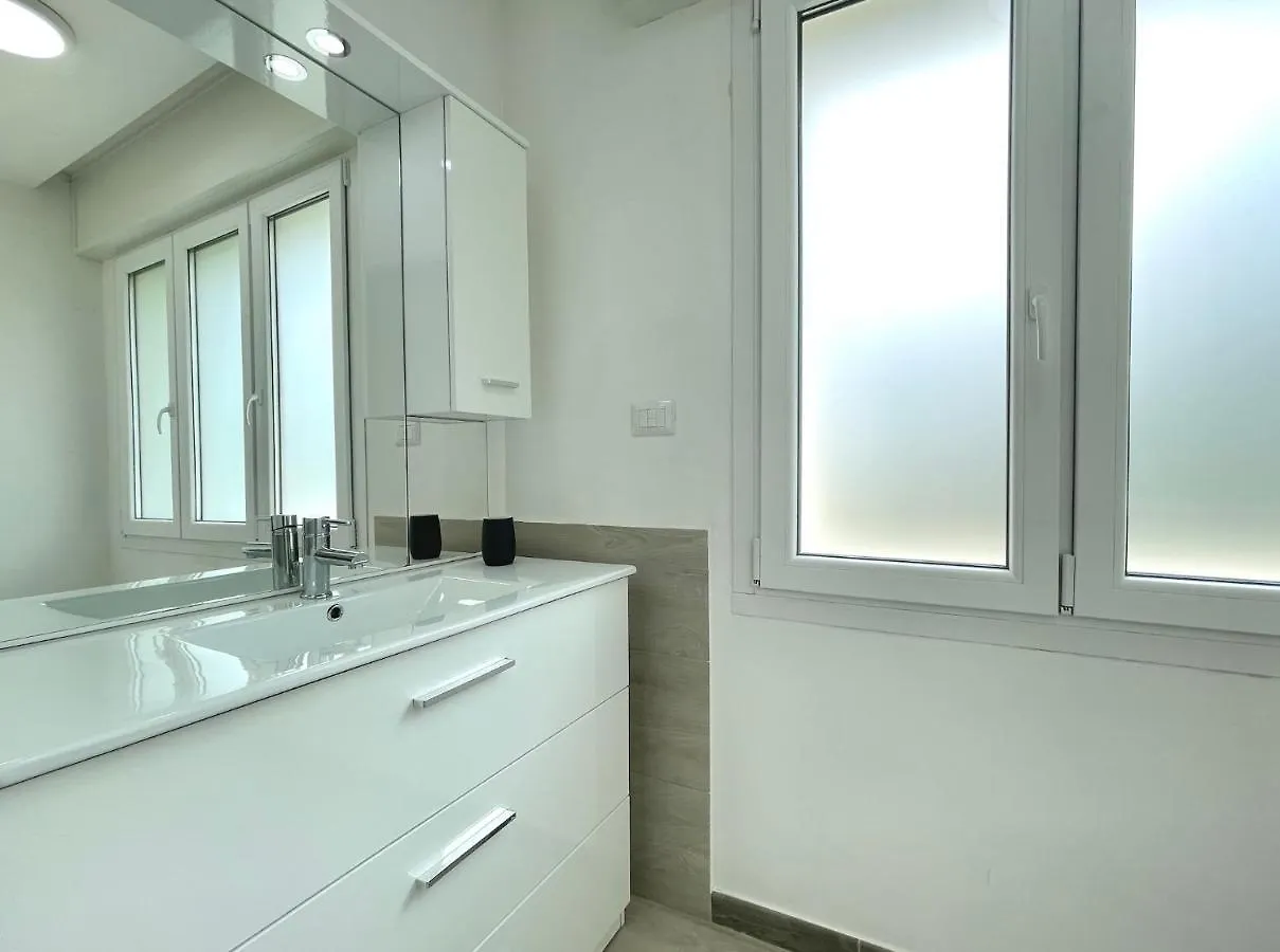 Appartamenti Db-Carraro Immobiliare Jesolo - Family Apartments  リド・ディ・イエゾロ